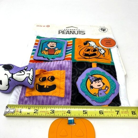 Peanuts Halloween Deluxe Crinkle Square with Teether On The Go Great Pumpkin - Picture 9 of 10